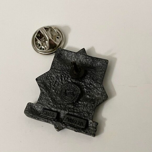 Vintage MLB Texas Rangers Baseball Souvenir Pin - Picture 4 of 7